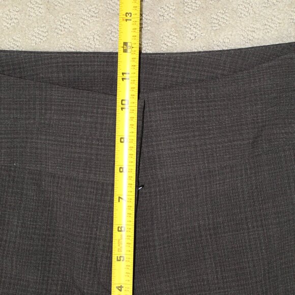 Apt. 9 Size 8P Grey Plaid Work Pants Slacks Stretch Waist EUC! - Picture 4 of 5